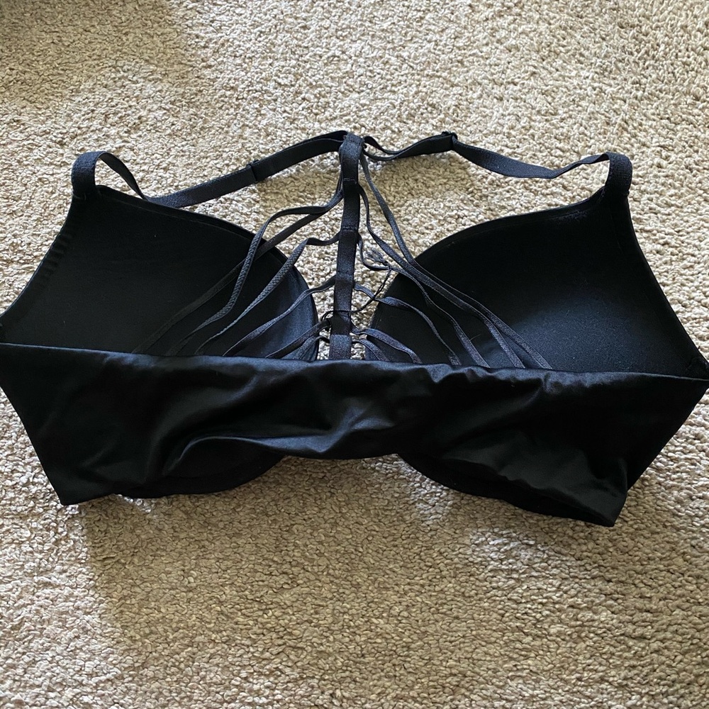 VS 32D very sexy push-up bra